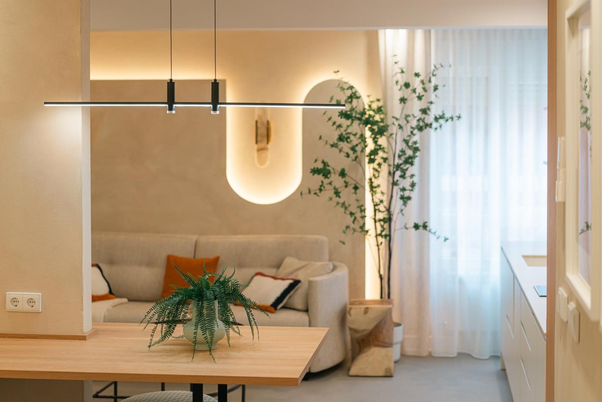 Apartment Wow *